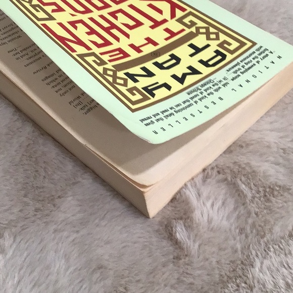 EUC. BOOK: The Kitchen God’s Wife by Amy Tan; Paperback; 416 pages - Picture 7 of 7